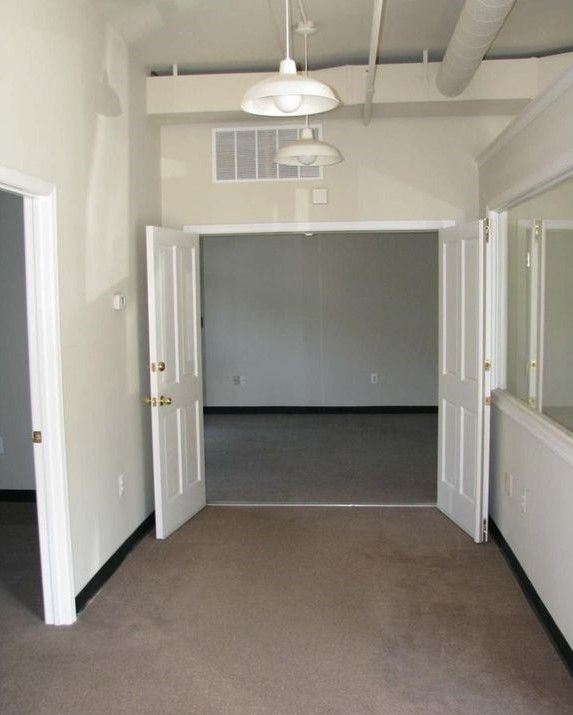 Regatta Condominiums: 400 Renfro Dr, Glen Burnie, MD 21060